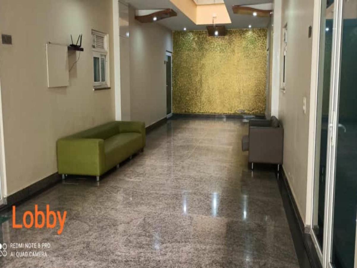 Oyo 74401 Aster Garden Suites Delhi Zewnętrze zdjęcie